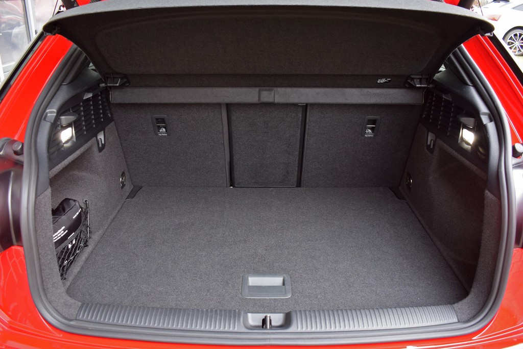 Audi - SQ2 2.0 TFSI qu/S-tr. *Matrix*Pano*AHK*SONOS*19*_8