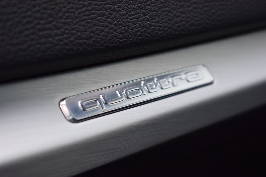 Audi - SQ2 2.0 TFSI qu/S-tr. *Matrix*AHK*Pano*RüKam*_13