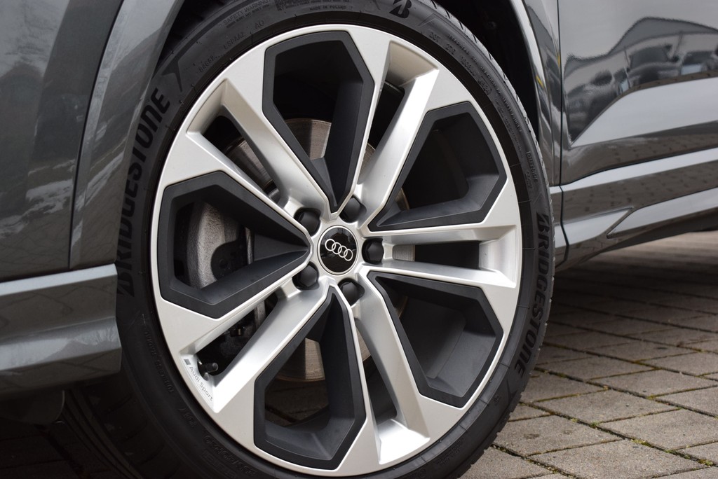 Audi - Q3 Sportback 40 TDI qu/S-tr. *S-line*Matrix*AHK*_11