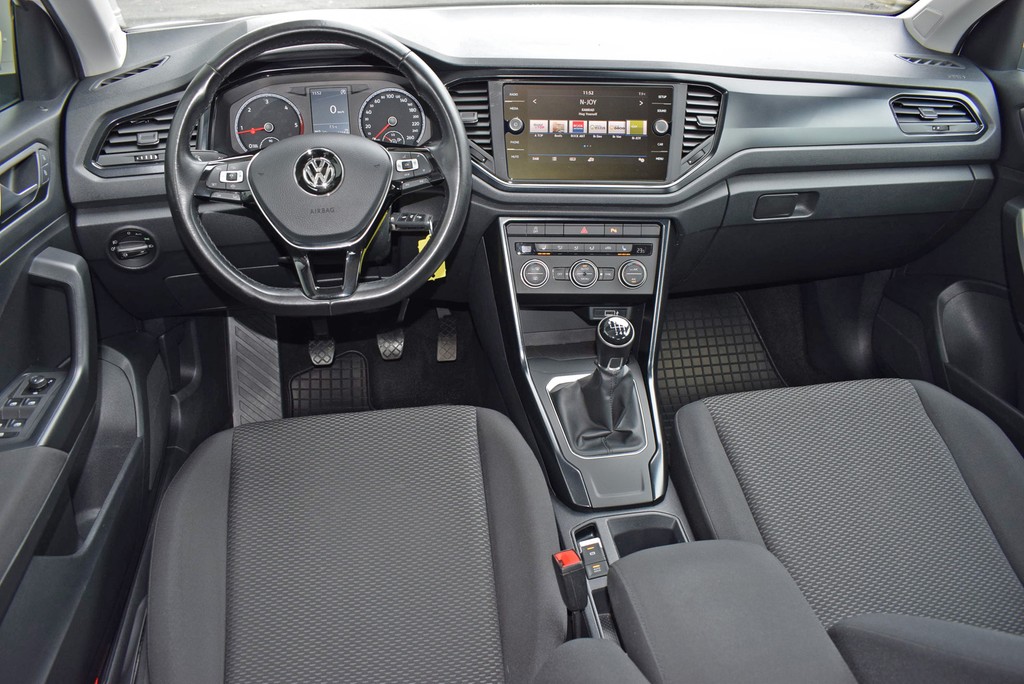 VW - T-Roc TDI 1.6 6-Gang *PDC*Klima*ACC*Sitzhzng*_12