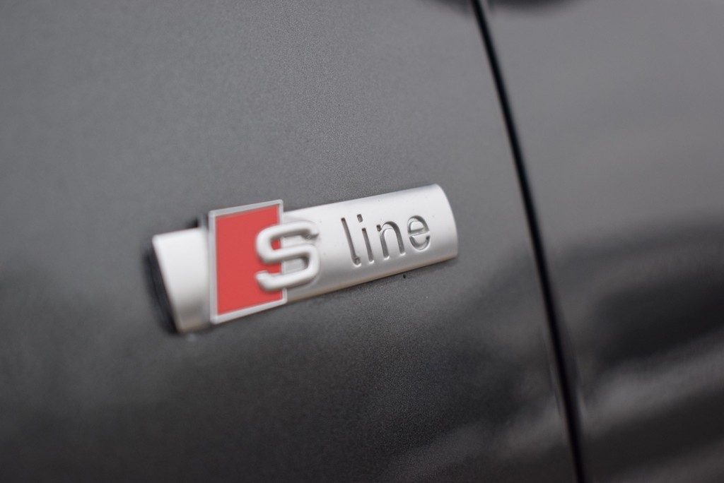 Audi - Q3 Sportback 40 TDI qu/S-tr. *S-line*Matrix*AHK*_18