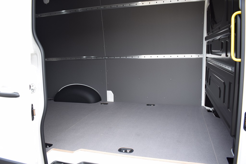 VW - Crafter 35 Kasten TDI Aut. 4Motion MR *Hochdach_2