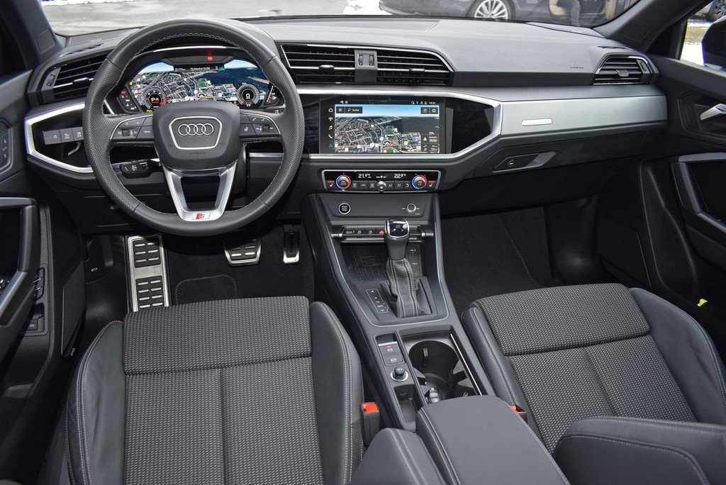 Audi - Q3 Sportback 40 TDI qu/S-tr. *S-line*Matrix*AHK*_12