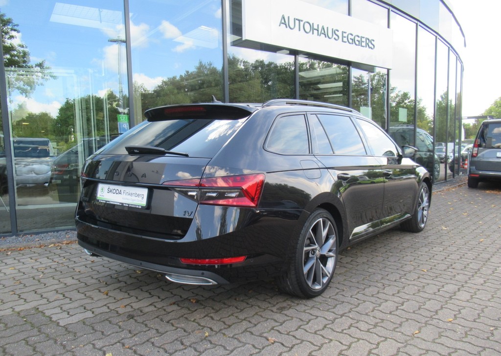 Skoda - Superb Combi 1.4 TSI iV DSG Sportline *StaHzg*_10