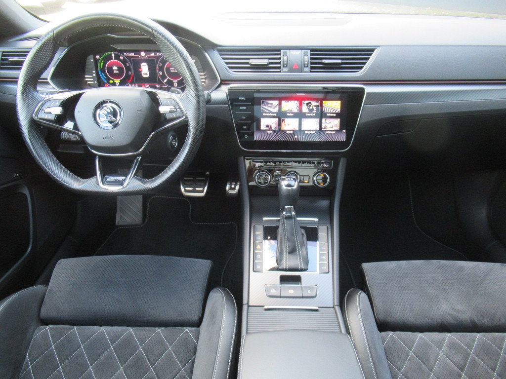 Skoda - Superb Combi 1.4 TSI iV DSG Sportline *StaHzg*_15