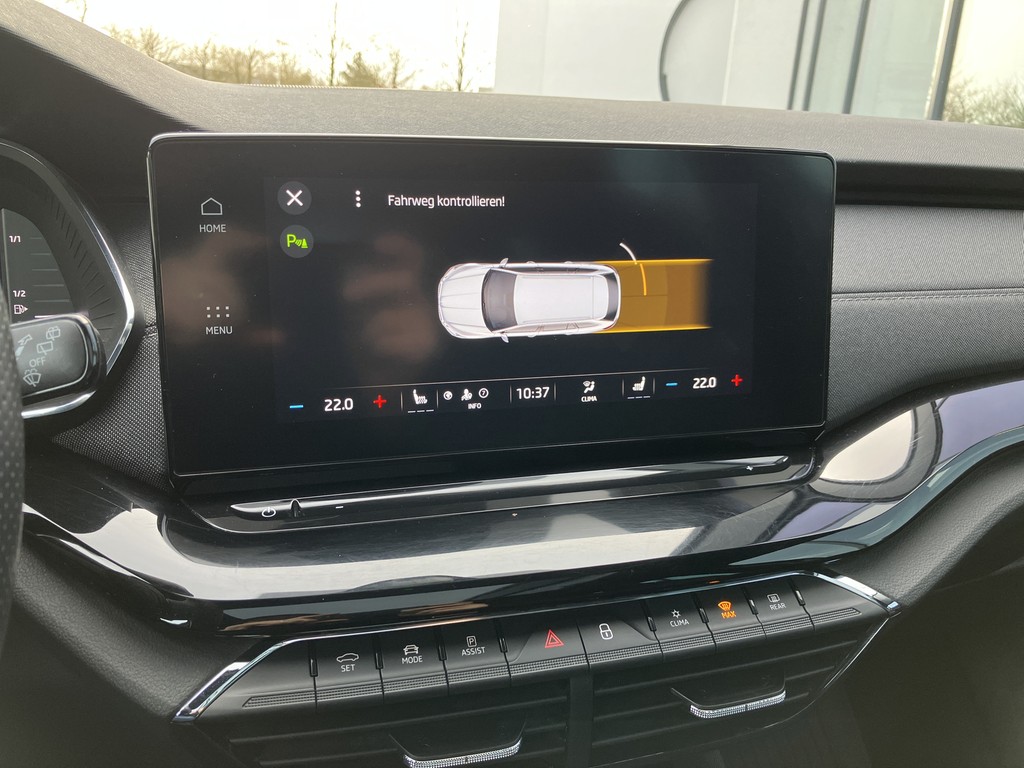 Skoda - Octavia Combi 2.0 TDI DSG Sportline *LED*HuD_10