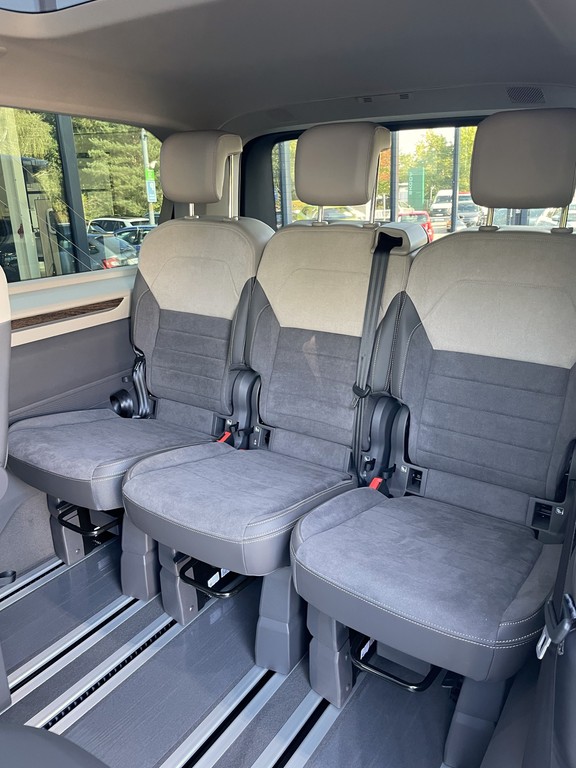 VW - T7 Multivan Style 2.0 TDI DSG lang *Pano*StaHzg_2