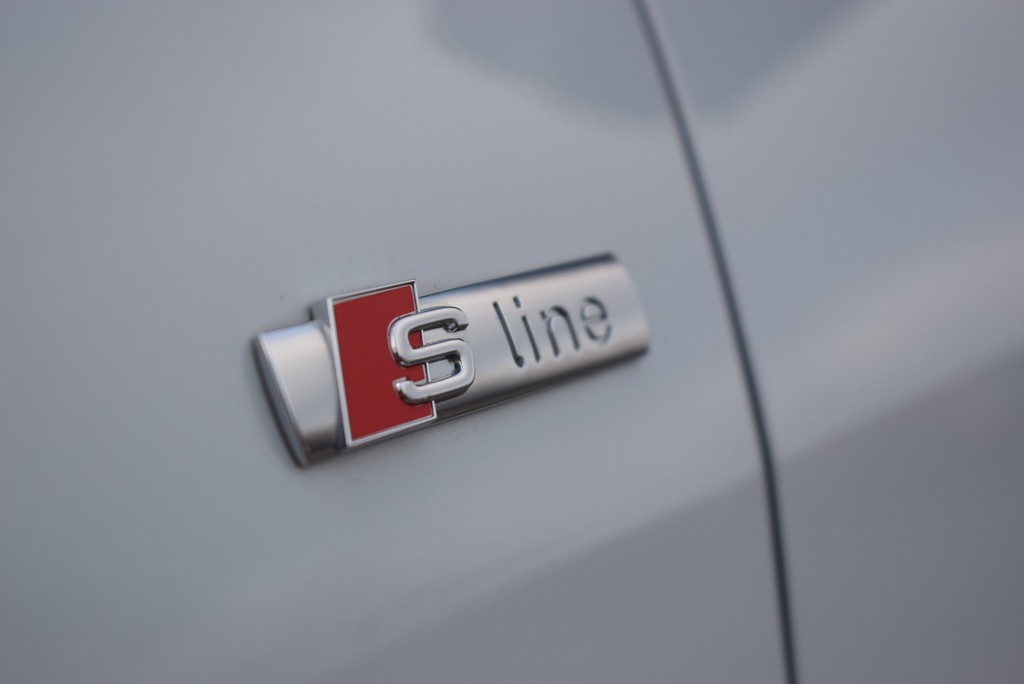 Audi - Q4 e-tron 45 *S-line*Matrix*AHK*HuD*SONOS*RüKam*_17