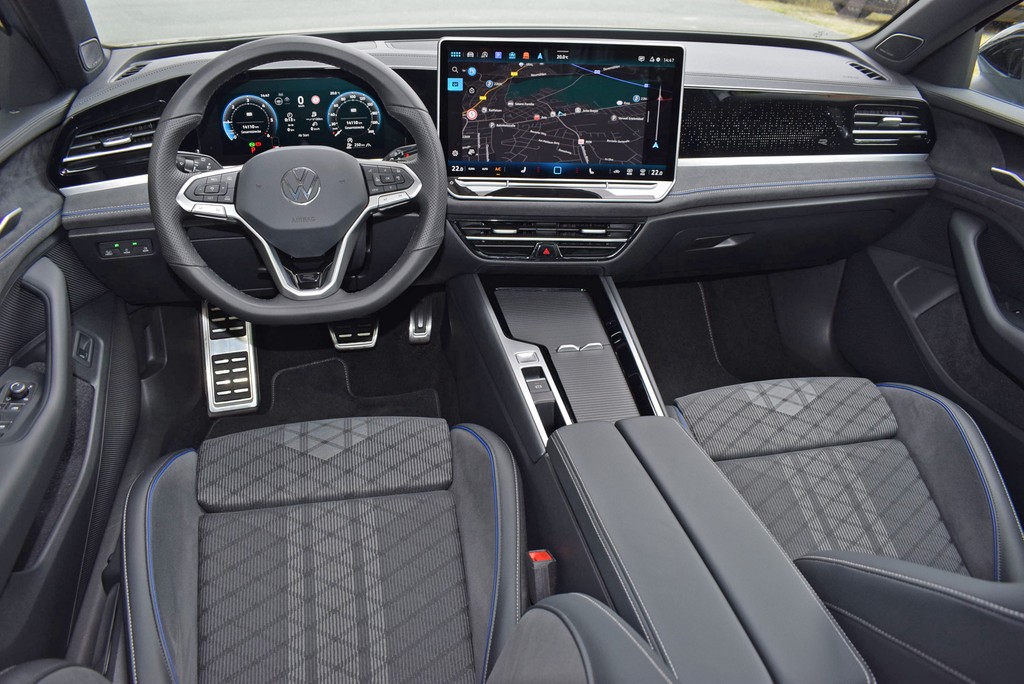 VW - Passat Variant TDI 2.0 DSG *R-Line*Matrix*AHK*_12