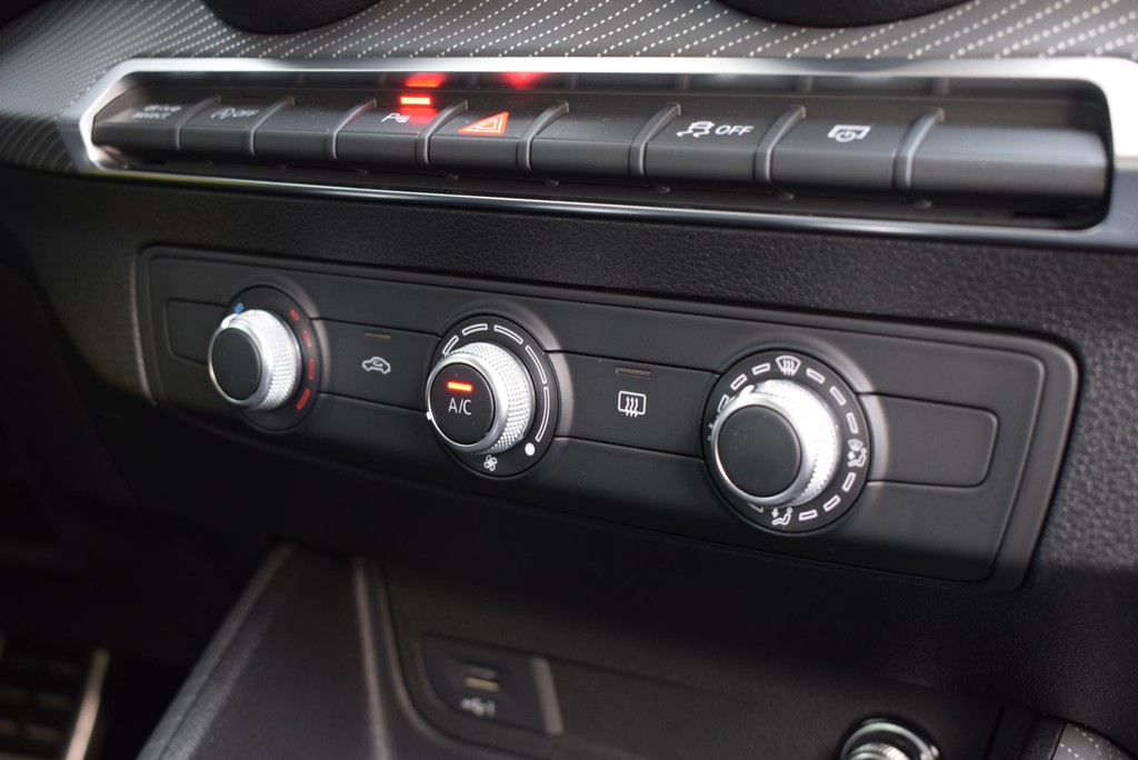 Audi - Q2 40 TFSI quat/S-tr. *S-line*Matrix*Navi*RüKam*_4