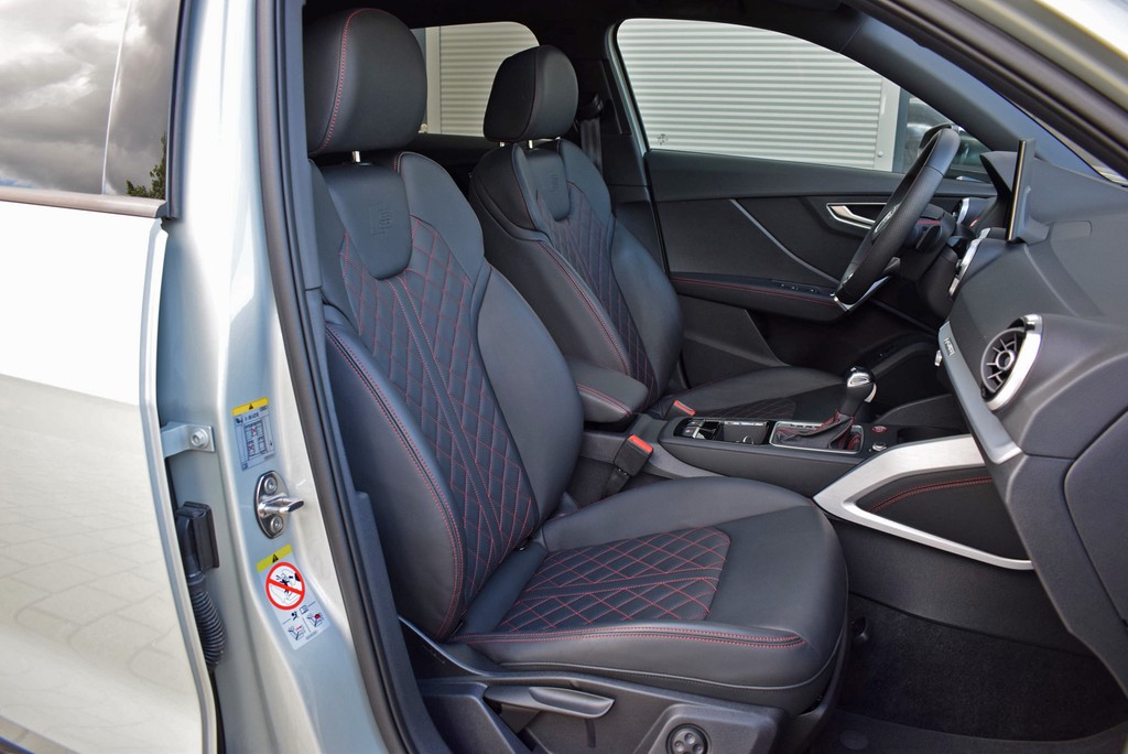 Audi - SQ2 2.0 TFSI qu/S-tr. *Matrix*AHK*Pano*RüKam*_19