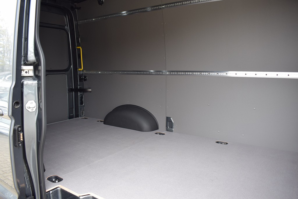 VW - Crafter 35 Kasten TDI Aut. 4Motion MR *Hochdach_3