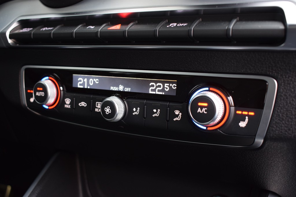 Audi - Q2 35 TFSI S-tronic *S-line*AHK*Matrix*Navi+*19"_2