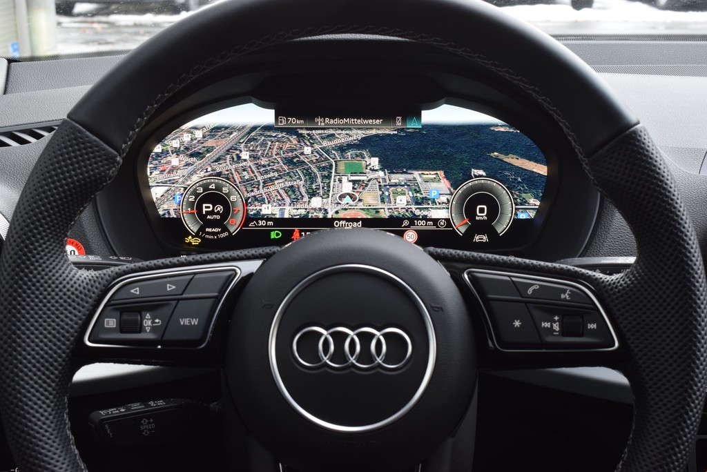 Audi - Q2 35 TFSI S-tronic *S-line*AHK*Matrix*Navi+*19"_4