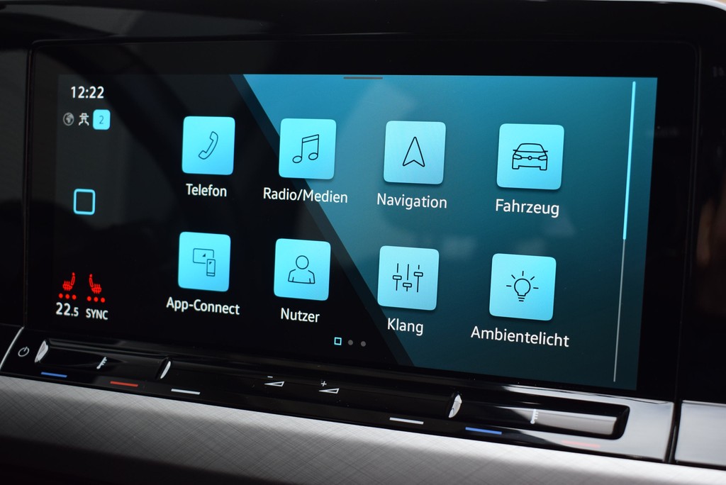 VW - Golf VIII Variant TDI 2.0 DSG *Life*LED*AHK*PDC*_2