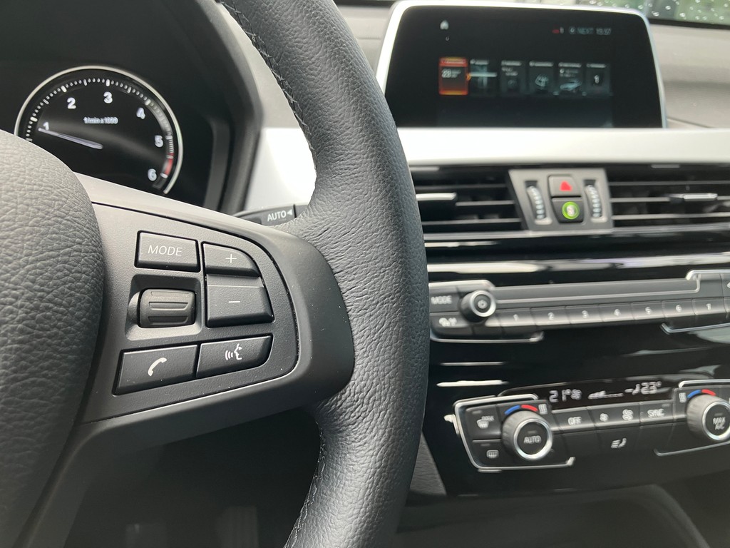 BMW - X1 sDrive 18d Advantage *Navi*GRA*PDC*AHK_10