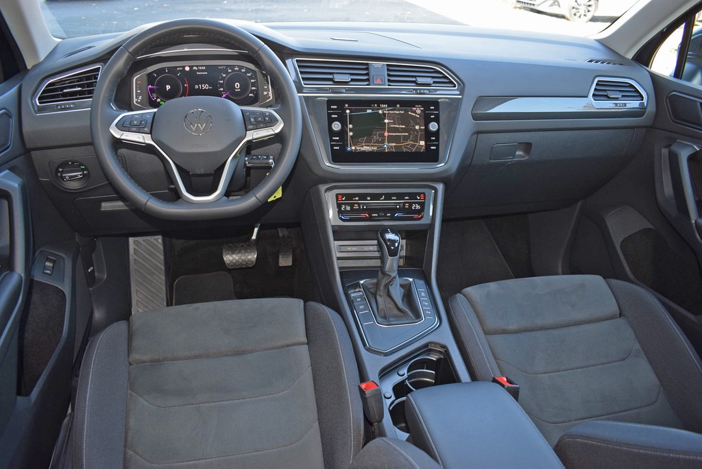 VW - Tiguan TDI 2.0 DSG *Elegance*Matrix*AHK*Navi*ACC_12