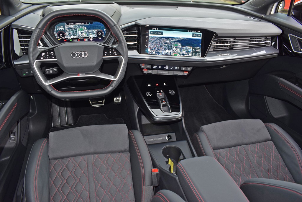 Audi - Q4 e-tron 45 *S-line*Matrix*AHK*HuD*SONOS*RüKam*_12
