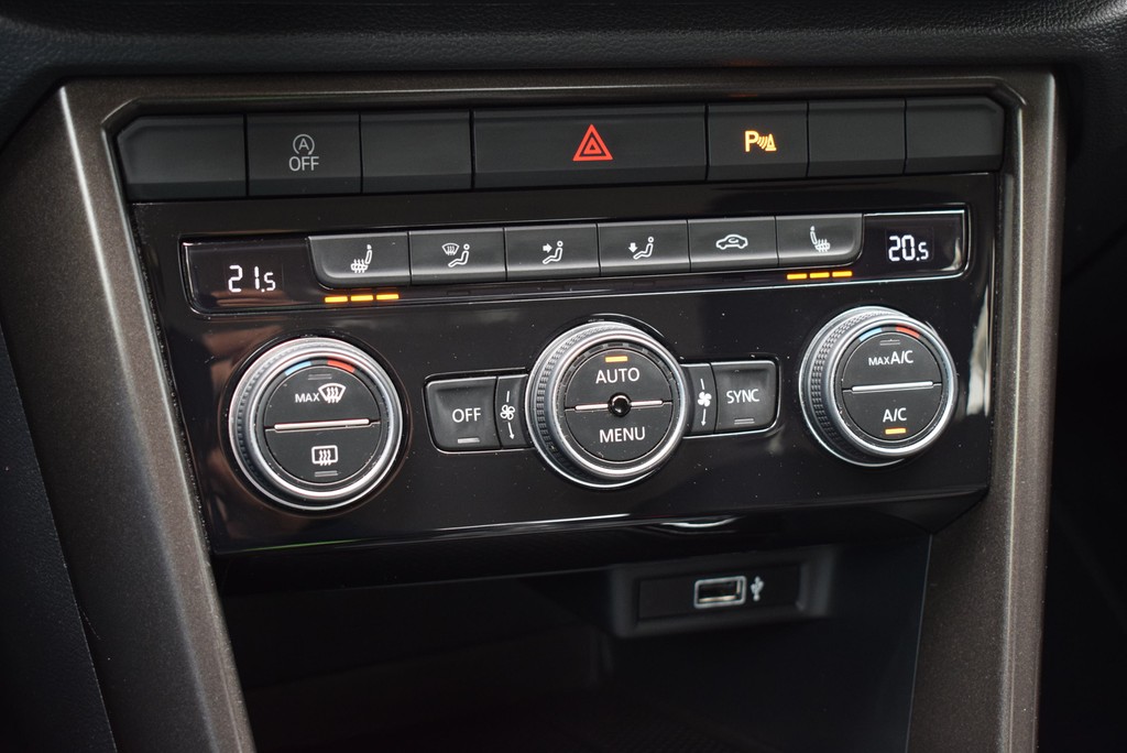 VW - T-Roc 1.0 TSI *Style*LED*SitzHzg*PDC_9