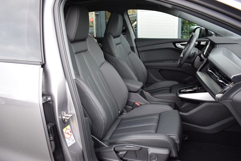 Audi - Q4 e-tron 55 quattro *Pano*AHK*Matrix*HuD*360°_13