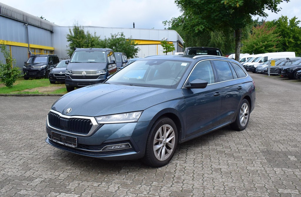 Škoda Octavia Combi 1.0 TSI First Edition *LED*Nav*AHK