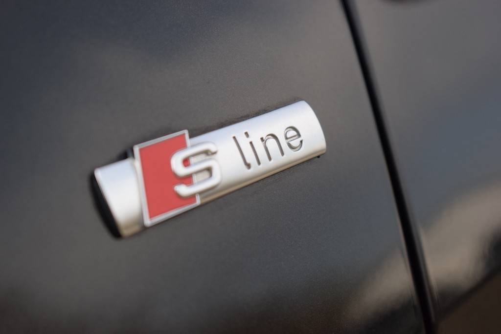 Audi - A6 Avant 55 TFSI e qu/S-tr. *S-line*Matrix*Pano*_18