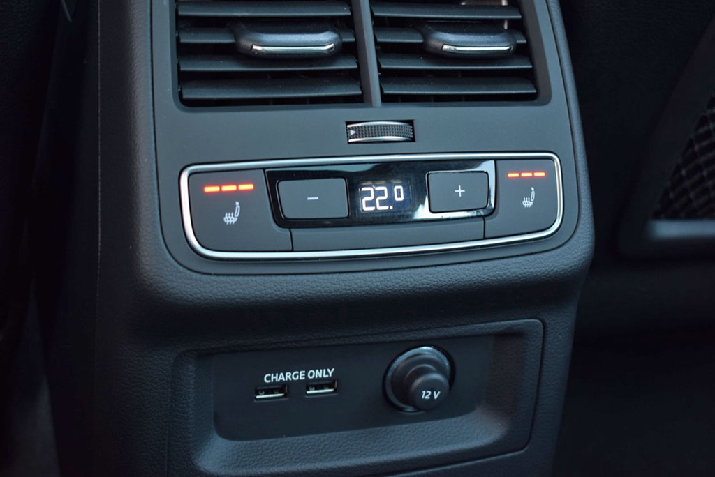 Audi - A4 Avant 45 TFSI qu/S-tr. *S-line*LED*Pano*AHK*_9