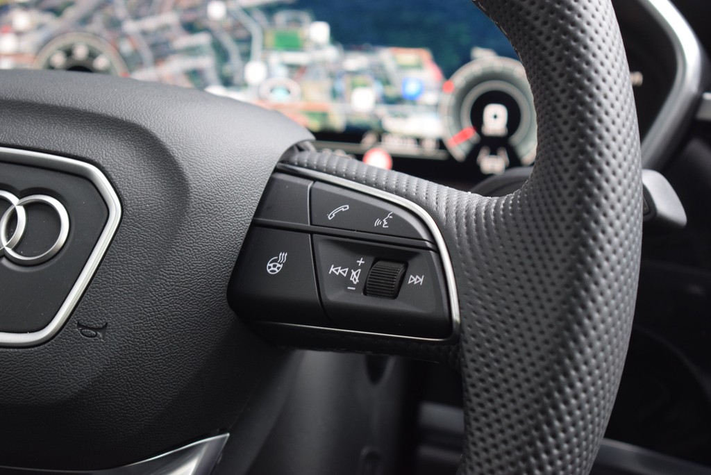 Audi - Q3 Sportback 40 TDI qu/S-tr. *S-line*Matrix*AHK*_4