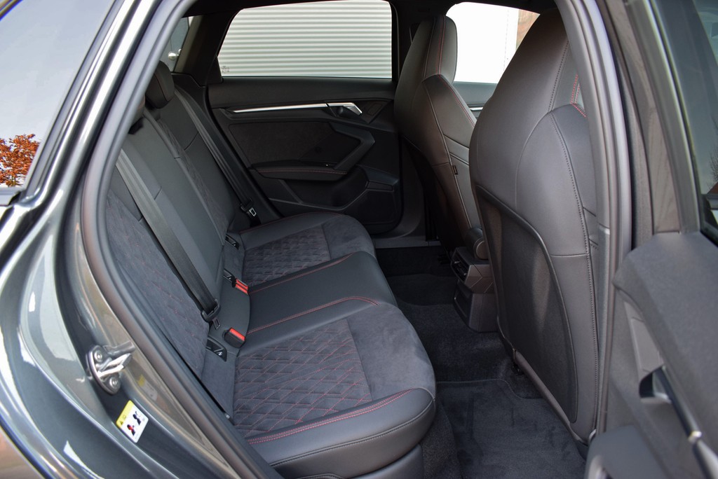 Audi - A3 Sportback 35 TFSI S-tr. *S-line*LED*AHK*Pano*_18