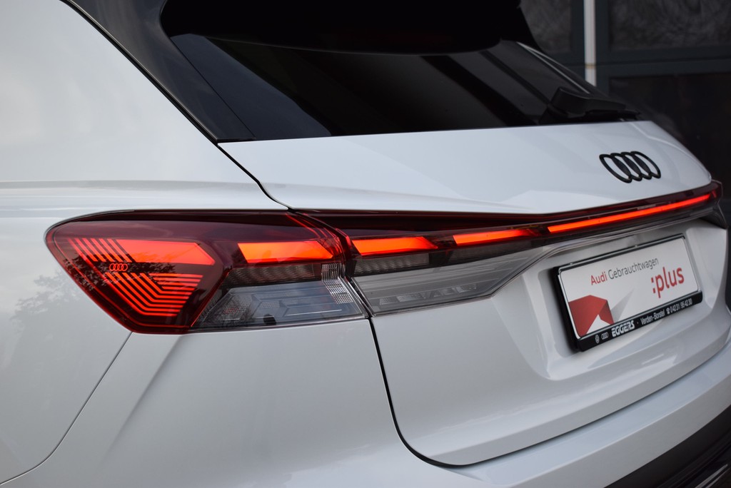 Audi - Q4 e-tron 45 *S-line*Matrix*AHK*HuD*SONOS*RüKam*_16
