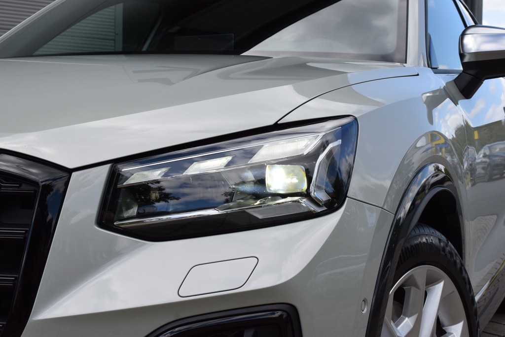 Audi - SQ2 2.0 TFSI qu/S-tr. *Matrix*AHK*Pano*RüKam*_14