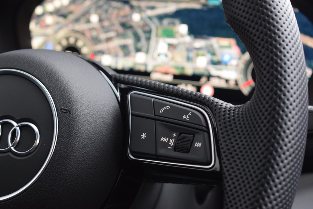 Audi - Q2 35 TFSI S-tronic *S-line*AHK*Matrix*Navi+*19"_5