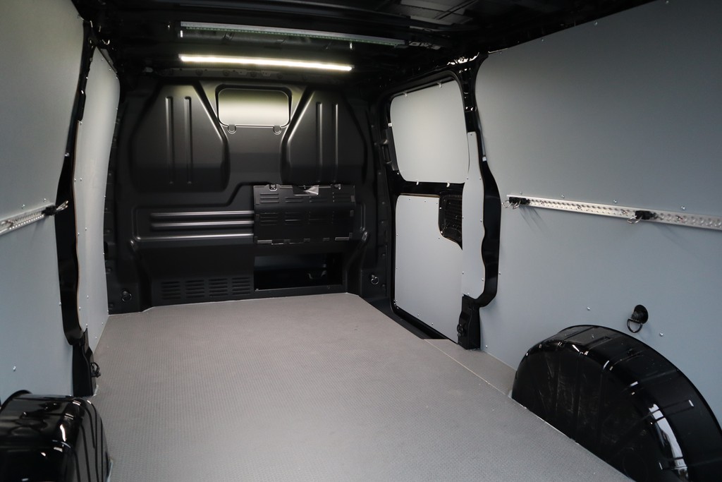 VW - T7 Transporter Kasten TDI Aut. 4Motion lang *_6