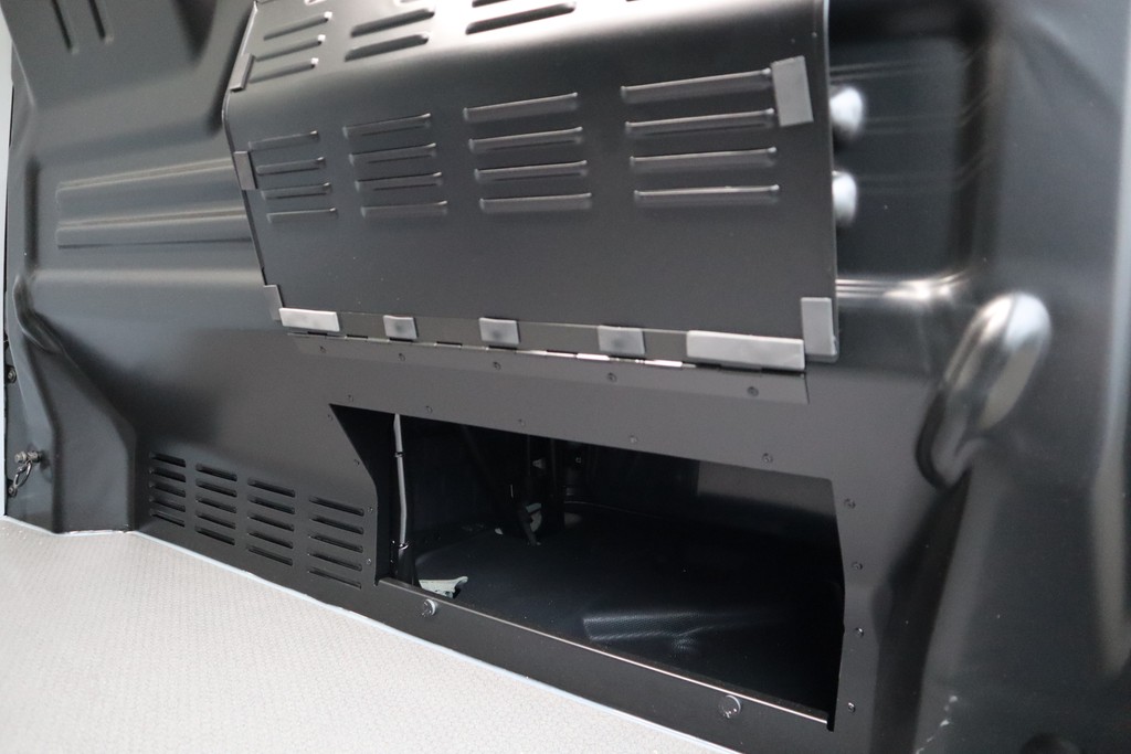 VW - T7 Transporter Kasten TDI Aut. 4Motion lang *_5