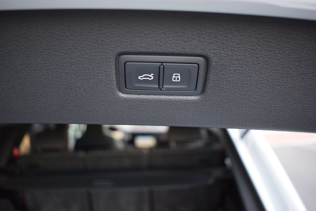Audi - SQ7 4.0 TFSI qu/Tip. *Laser*AHK*Standhzng*Pano*_10