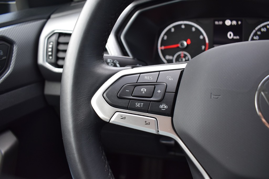 VW - T-Cross 1.0 TSI DSG *Active*Navi*ACC*RüKam_7