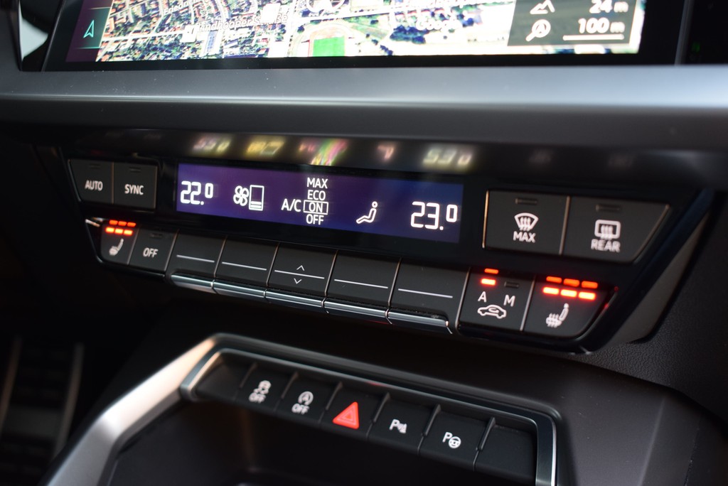 Audi - A3 Sportback 35 TFSI S-tr. *S-line*LED*AHK*Pano*_5