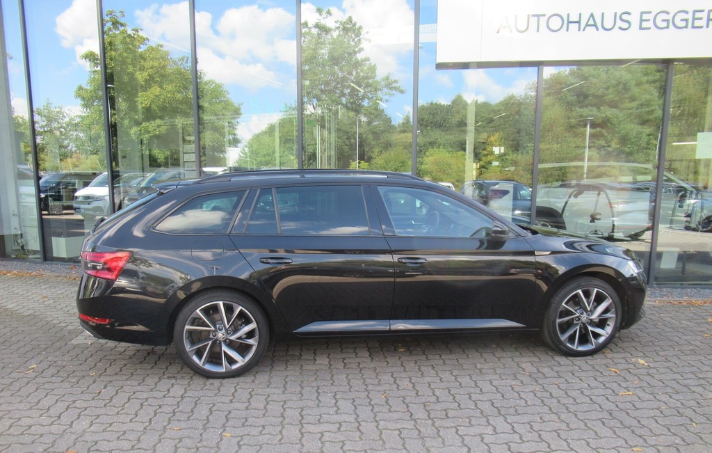 Skoda - Superb Combi 1.4 TSI iV DSG Sportline *StaHzg*_2