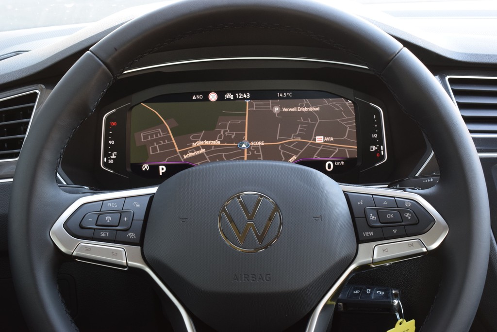 VW - Tiguan TDI 2.0 DSG *Elegance*Matrix*AHK*Navi*ACC_3