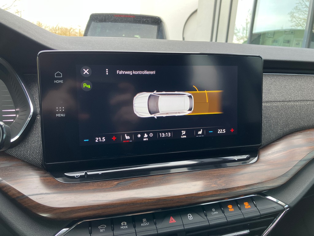 Skoda - Octavia Combi 2.0 TDI DSG 4x4 Scout *LED*HuD*AHK_11