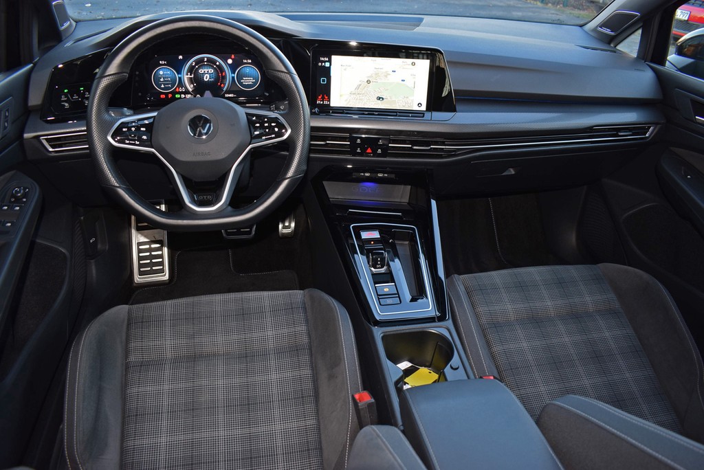 VW - Golf VIII GTD DSG *Matrix*Standhzg*AHK*Pano*ACC*_12