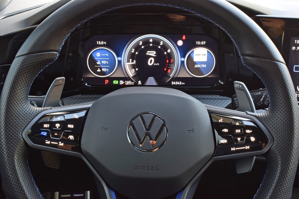 VW - Golf VIII R 4Mo/DSG *Matrix*RüKam*Keyless*ACC*_2