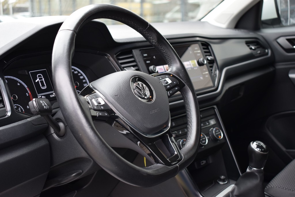 VW - T-Roc TDI 1.6 6-Gang *PDC*Klima*ACC*Sitzhzng*_7