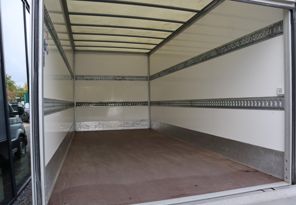 VW - Crafter 35 Koffer (Fa. Schoon) lang *RüKam_3