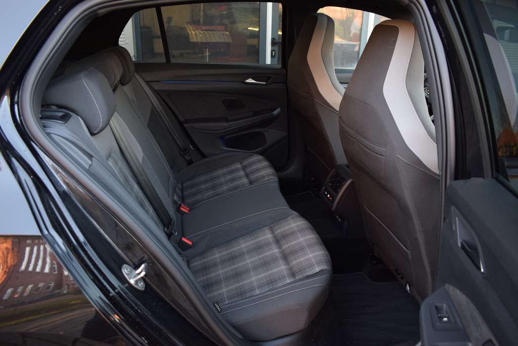 VW - Golf VIII GTD DSG *Matrix*Standhzg*AHK*Pano*ACC*_16