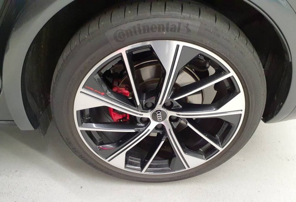 Fahrzeugbild_6 Fahrzeugbild_6