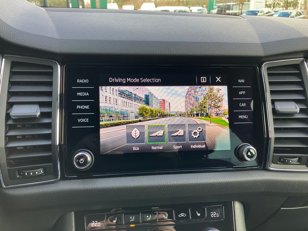 Skoda - Kodiaq Ambition 1.5 TSI DSG *LED*GRA*AHK*RüKam_14