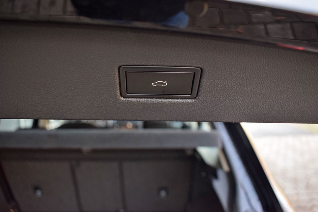 VW - Tiguan TDI 2.0 6-Gang *Highline*LED*Navi*VC*ACC*_8