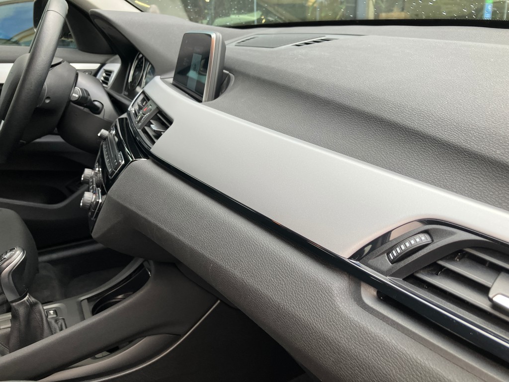 BMW - X1 sDrive 18d Advantage *Navi*GRA*PDC*AHK_2