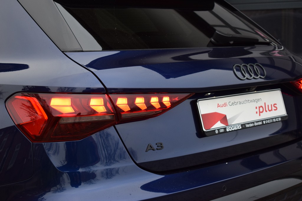 Audi - A3 Sportback 35 TFSI S-tr. *S-line*Matrix*AHK*_16